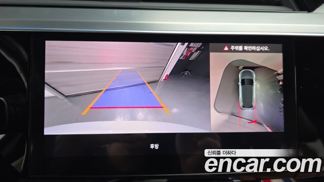 Audi e-tron 2022 — photo 14