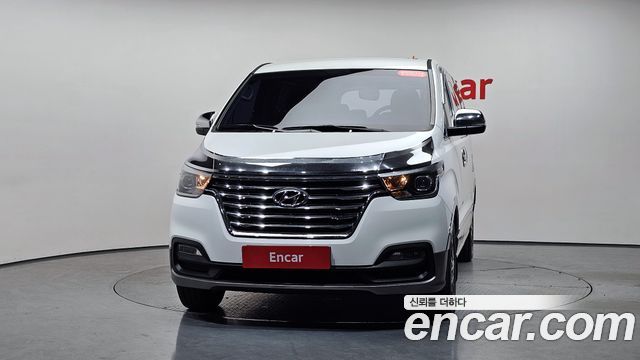 Hyundai Starex 2019 — photo 3