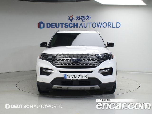Ford Explorer 2022 — photo 3