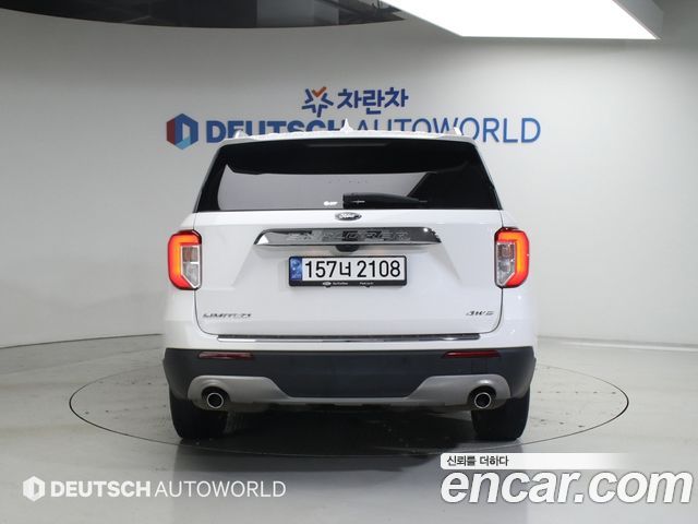 Ford Explorer 2022 — photo 4