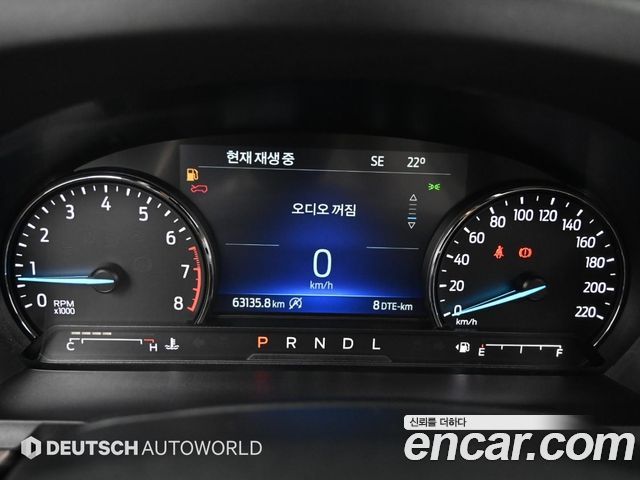 Ford Explorer 2022 — photo 8