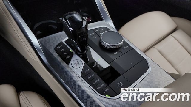 BMW 4-Series 2021 — photo 9
