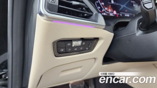 BMW 4-Series 2021 — photo 16