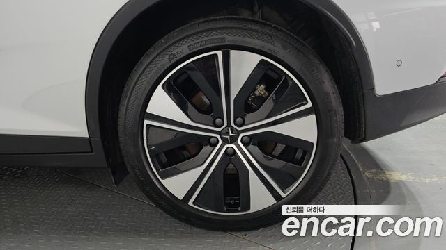 Polestar Polestar 2 2023 — photo 7