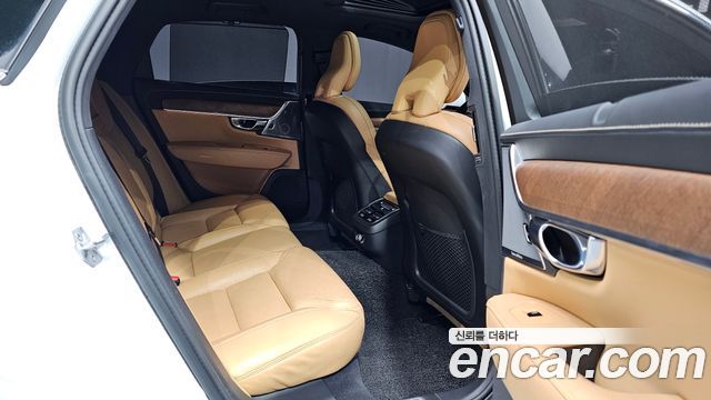 Volvo S90 2019 — photo 12