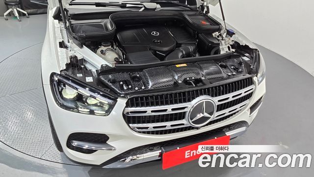 Mercedes-Benz GLE-Class 2025 — photo 6