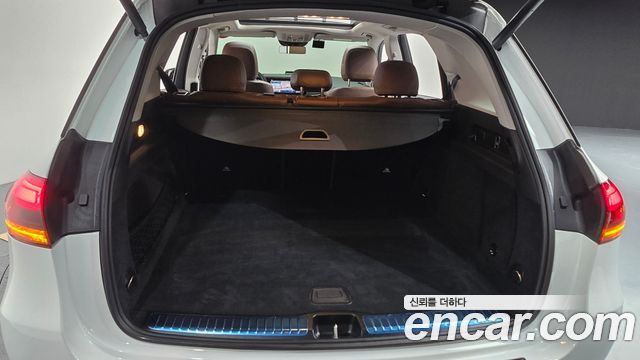 Mercedes-Benz GLE-Class 2025 — photo 31