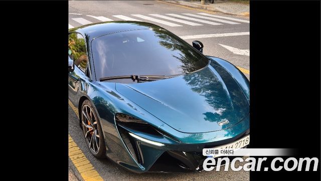 Mclaren Artura 2023 — photo 6
