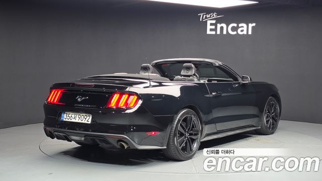 Ford Mustang 2016 — photo 2