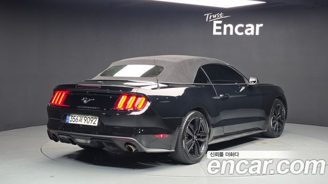 Ford Mustang 2016 — photo 20