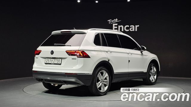 Volkswagen Tiguan 2020 — photo 2