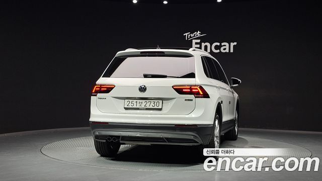 Volkswagen Tiguan 2020 — photo 4