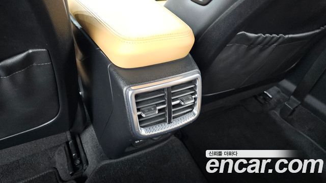 Kia K5 2020 — photo 32