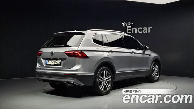 Volkswagen Tiguan 2020 — photo 2
