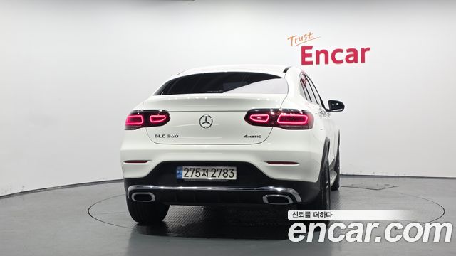 Mercedes-Benz GLC-Class 2023 — photo 4