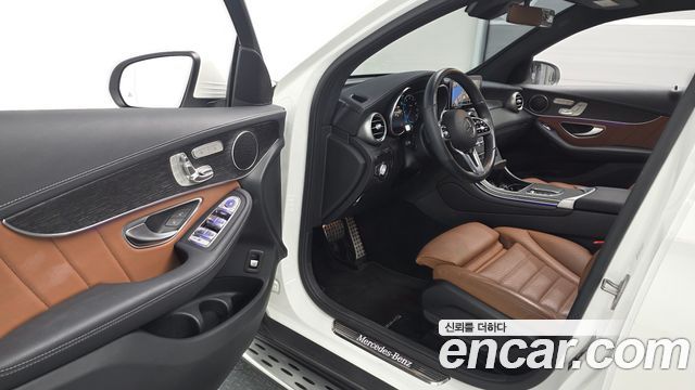 Mercedes-Benz GLC-Class 2023 — photo 13