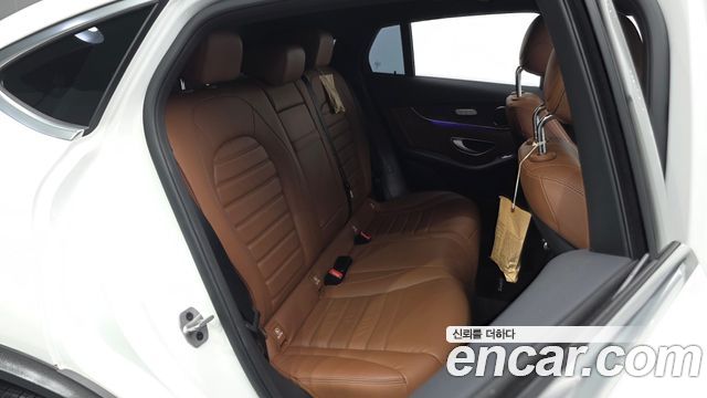 Mercedes-Benz GLC-Class 2023 — photo 17