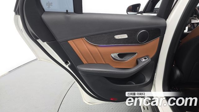 Mercedes-Benz GLC-Class 2023 — photo 15