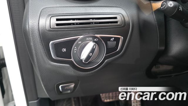 Mercedes-Benz GLC-Class 2023 — photo 27