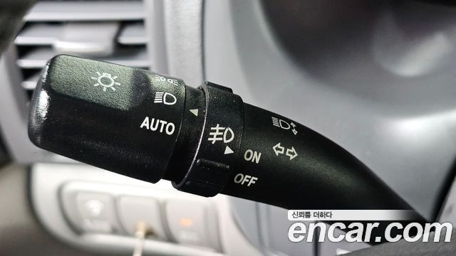 Kia Canival 2011 — photo 26