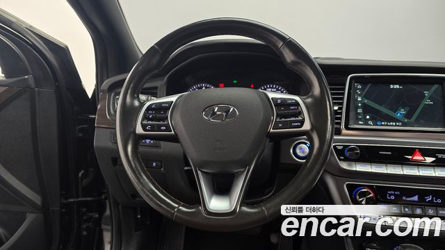 Hyundai Sonata 2019 — photo 13