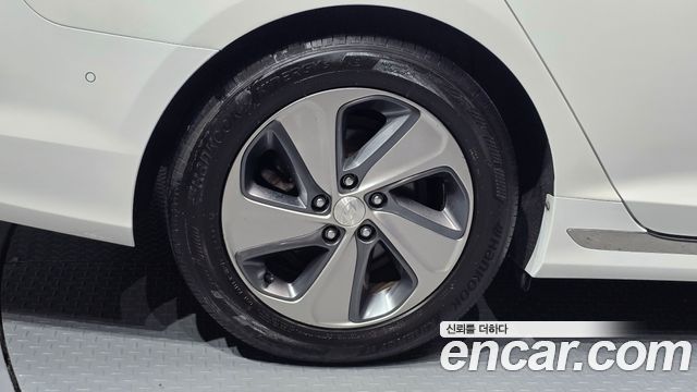Hyundai Sonata 2017 — photo 5