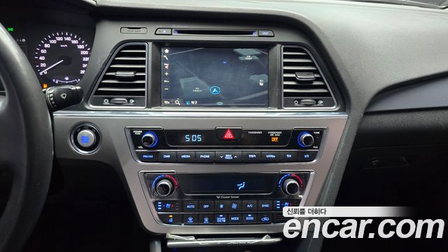 Hyundai Sonata 2017 — photo 20