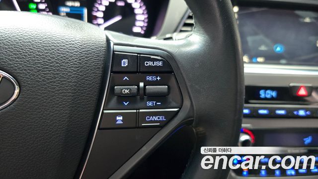 Hyundai Sonata 2017 — photo 23