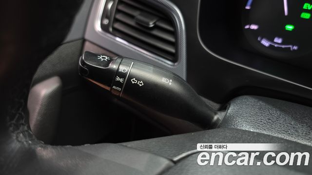Hyundai Sonata 2017 — photo 24