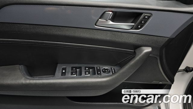 Hyundai Sonata 2017 — photo 25