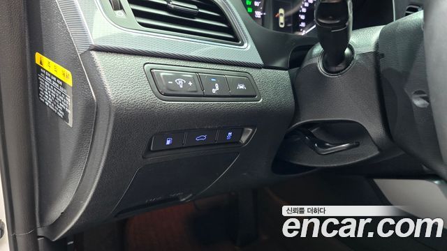 Hyundai Sonata 2017 — photo 28