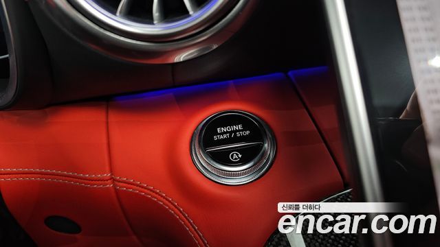 Mercedes-Benz SL-Class 2023 — photo 29
