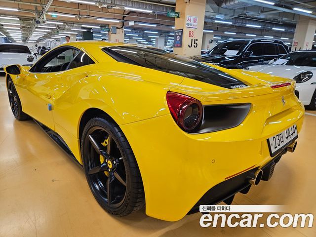 Ferrari 488 2018 — photo 2