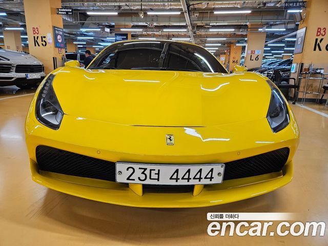 Ferrari 488 2018 — photo 3