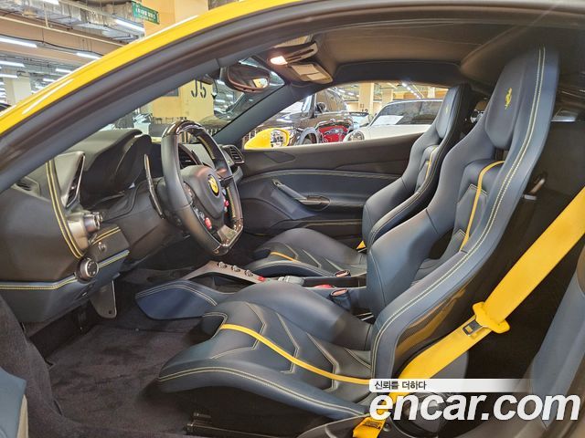 Ferrari 488 2018 — photo 10