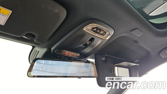 Volvo XC60 2018 — photo 20