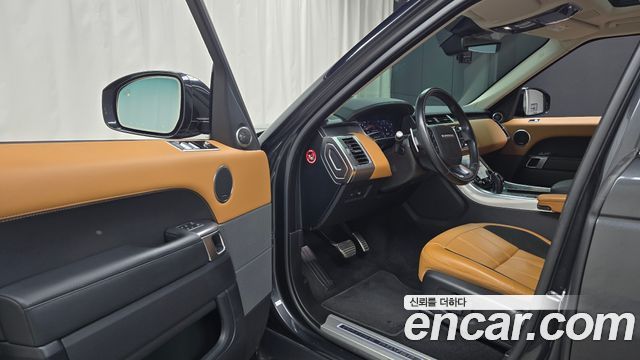 Land Rover Range Rover Sport 2021 — photo 13