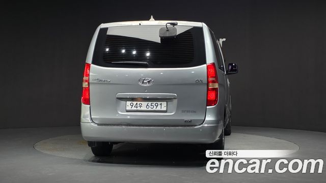 Hyundai Starex 2011 — photo 4
