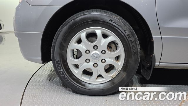 Hyundai Starex 2011 — photo 5