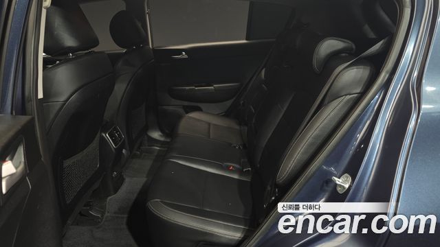 Kia Sportage 2018 — photo 12