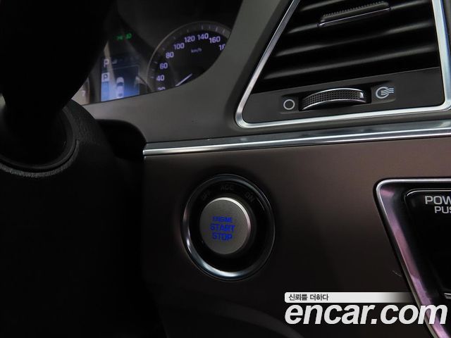 Hyundai Sonata 2017 — photo 16