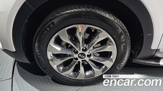 Kia Sorento 2018 — photo 5