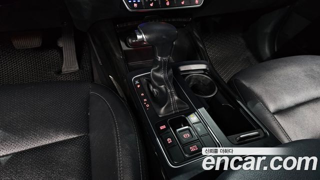 Kia Sorento 2018 — photo 9