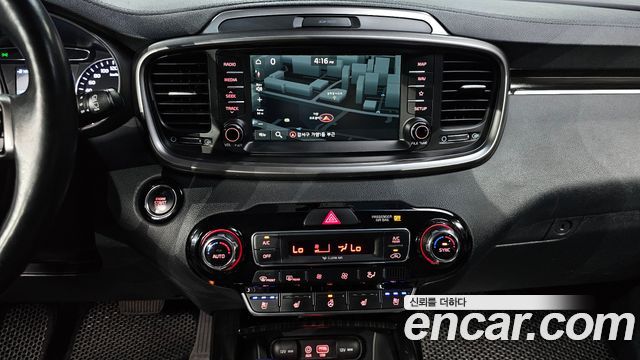 Kia Sorento 2018 — photo 13