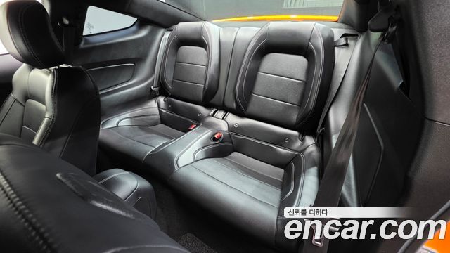 Ford Mustang 2019 — photo 17
