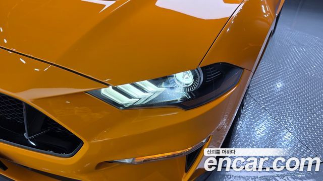 Ford Mustang 2019 — photo 8