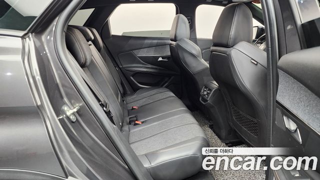 Peugeot 3008 2019 — photo 11