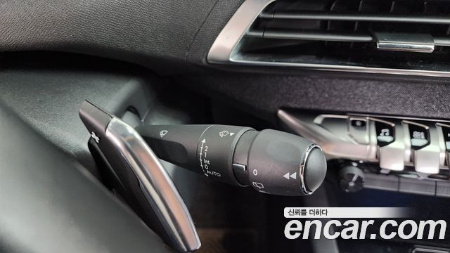 Peugeot 3008 2019 — photo 15