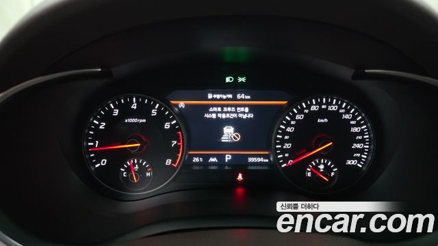 Kia Stinger 2023 — photo 11