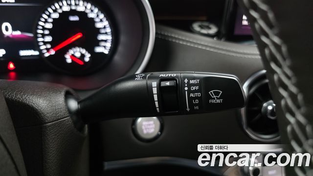 Kia Stinger 2023 — photo 26